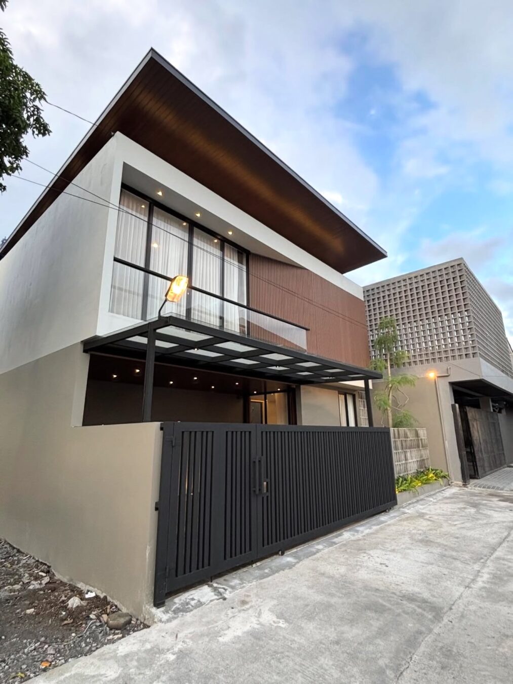 Project Rumah Modern Contenporer
