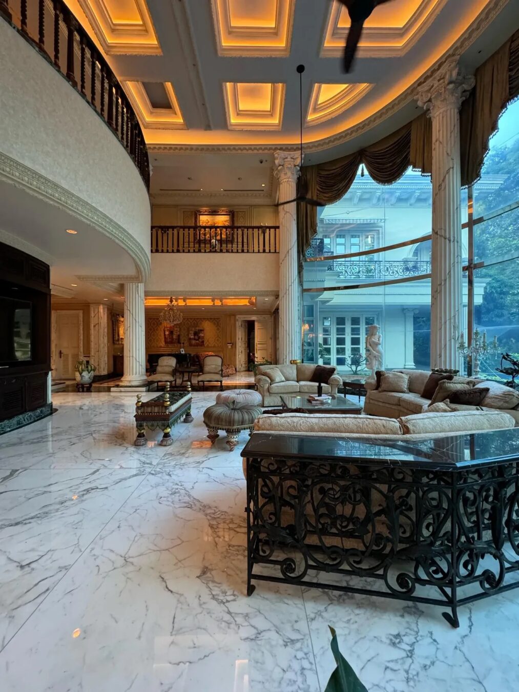 Rumah Sultan Pondok Indah (6)