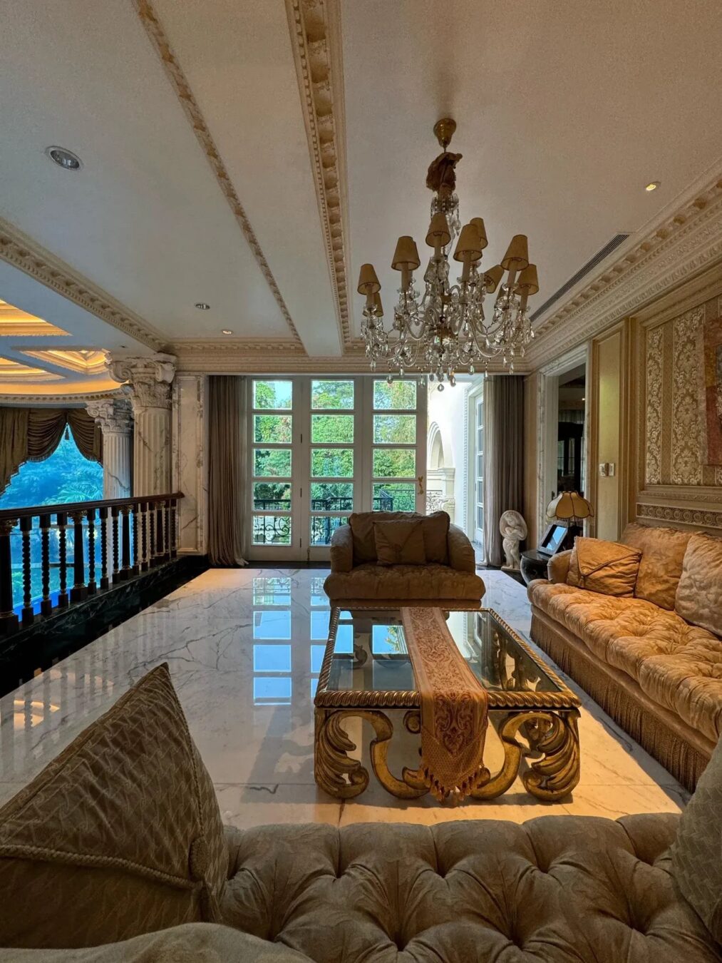 Rumah Sultan Pondok Indah (9)